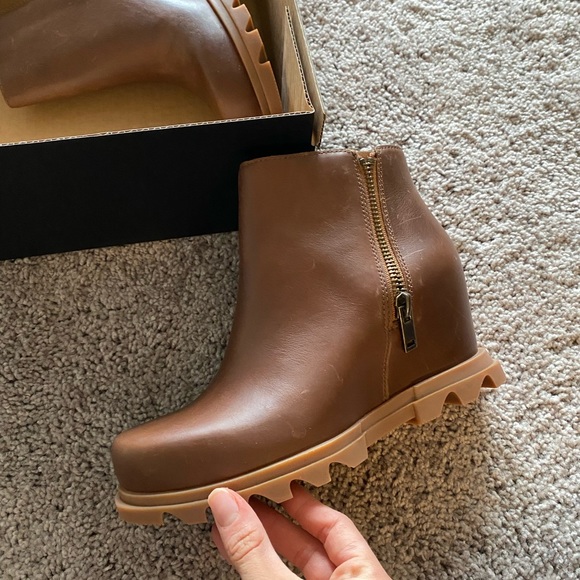 Sorel Joan Of Arctic Wedge III Zip Bootie - Picture 8 of 11